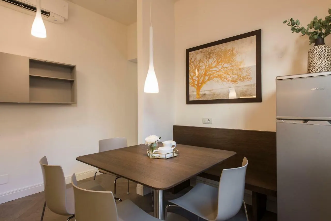 Apartments Florence - Duomo Contemporary